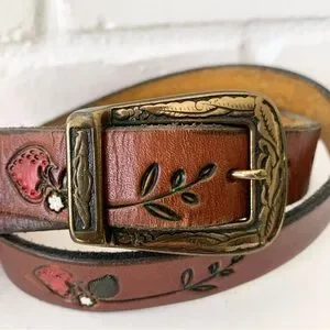 Vintage | Accessories | Vintage 7s Tooled Leather Strawberry  display picture 1
